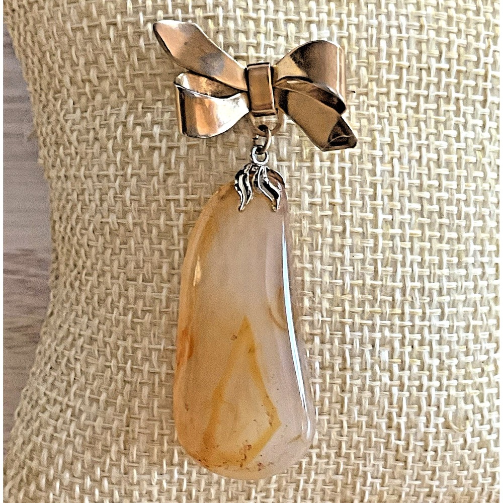 Vintage Agate Brooch Gold Tone Bow Pin Dangle Gemstone